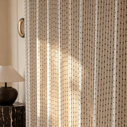 Rideaux à motifs géométriques bleus pour chambre à coucher