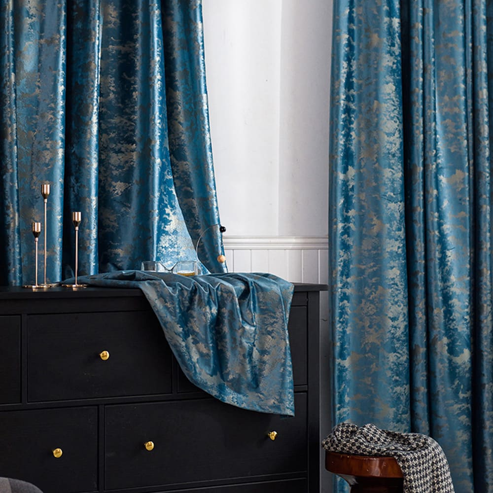 Luxurious Shimmering Blue Bronzing Velvet Curtains