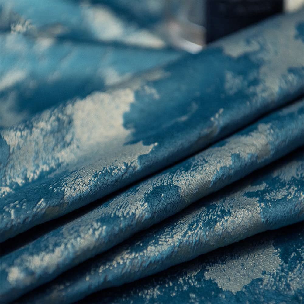 Luxurious Shimmering Blue Bronzing Velvet Curtains
